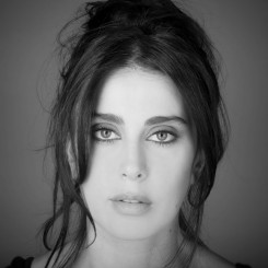 Nadine-Labaki_711x768.jpg