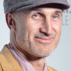 Craig-Gillespie.jpg